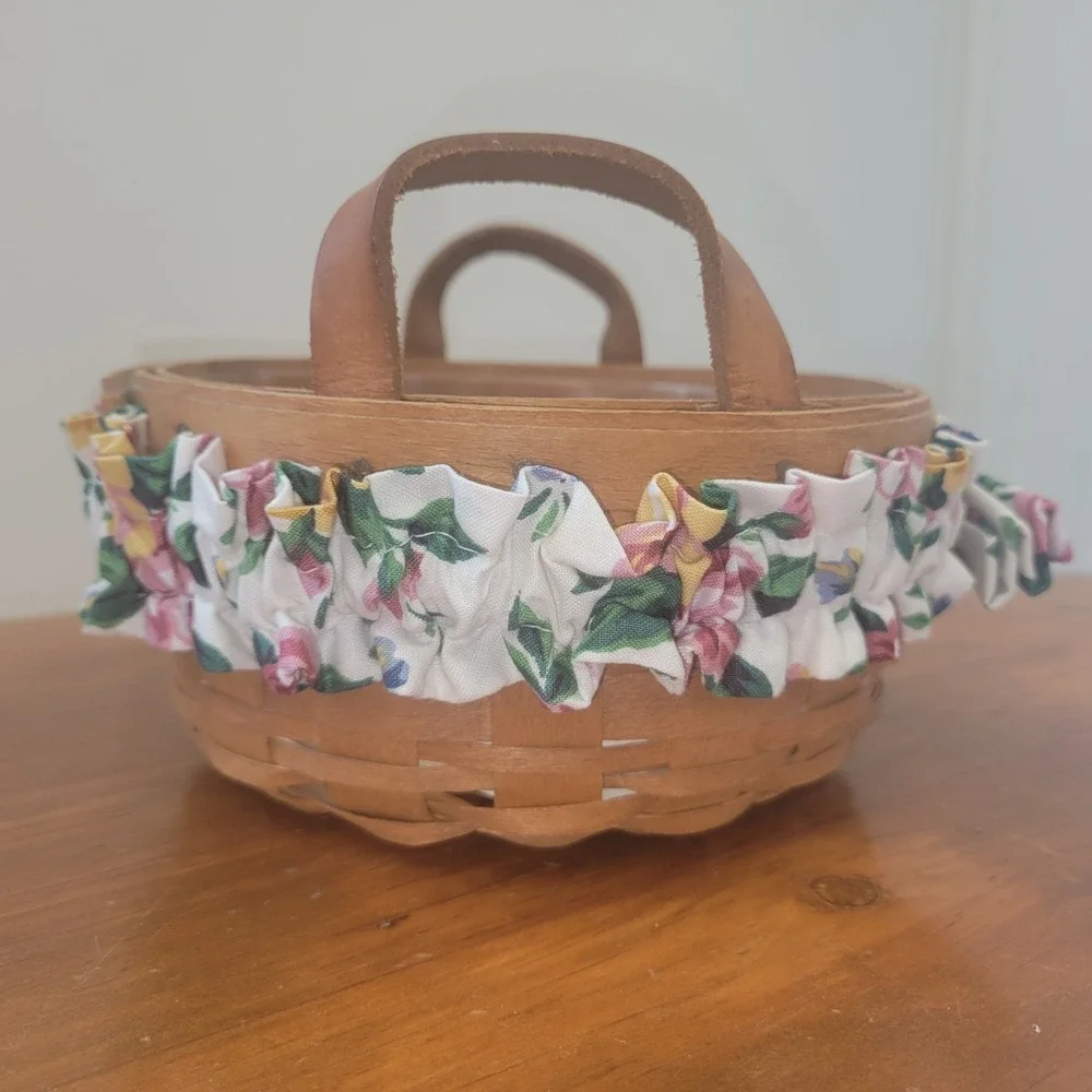 Longaberger Button Basket - Leather Handles‎ - 1998